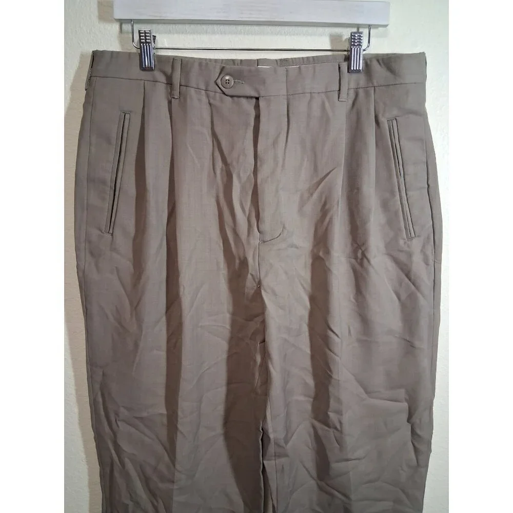 Claiborne Pleated Dress Pants Business Casual Office Slacks Trousers Beige 36x29